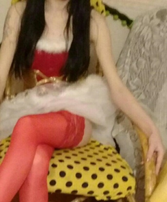 В Москве я создам для тебя незабываемую атмосферу, наполненную желанием и раскрепощенностью. Мои услуги включают все, что ты мог бы пожелать: стриптиз, эротический массаж, ролевые игры и многое другое. Мое фото подтверждает, что я именно та, кто ты ожидал увидеть, и отзывы моих довольных клиентов способны убедить тебя в этом еще больше. Дай мне шанс доставить тебе удовольствие и превратить самые смелые фантазии в реальность. Жду тебя в Москве, милый 💋💫 6827, 28 лет